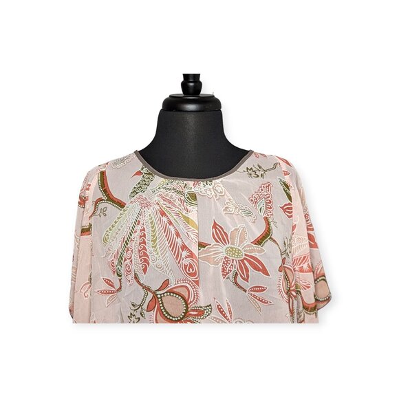 Cecico Collection Sheer Floral/Paisley Top Size Small NWT - Picture 2 of 13
